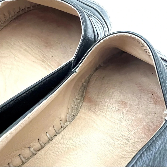 CHANEL || CC Cap Toe Black Leather Espadrille Loafers Logo Size EU 39 - Picture 10 of 16